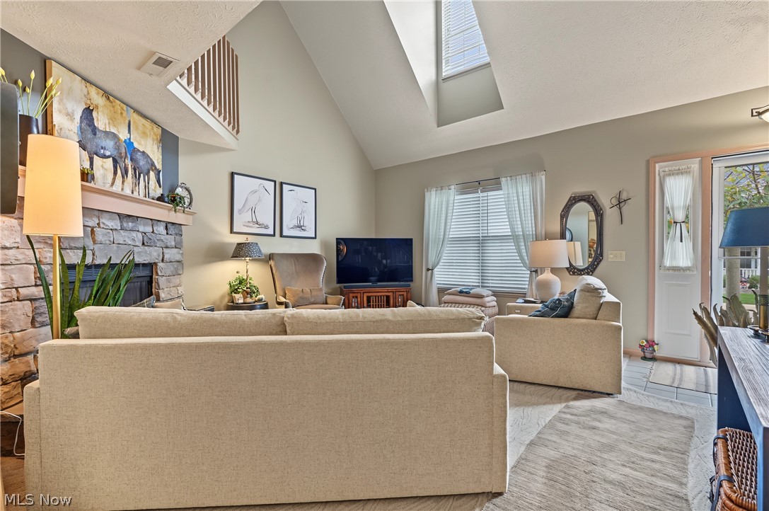 5074 Portland Cove Stow OH 44224