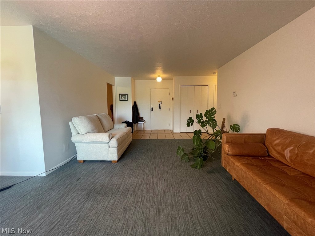2112 Acacia Park Drive Lyndhurst OH 44124
