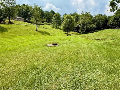 103 Grant Edwards Drive Marietta OH 45750
