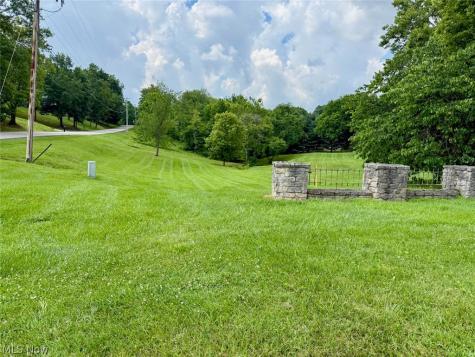 103 Grant Edwards Drive Marietta OH 45750