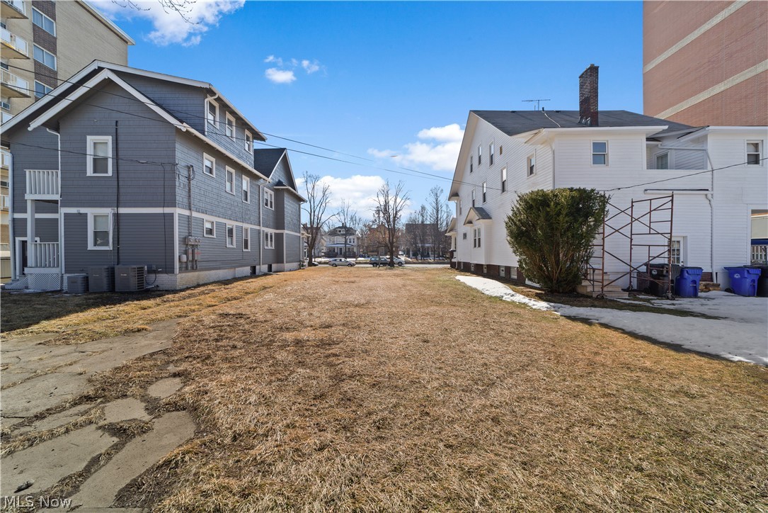11418 Clifton Boulevard Cleveland OH 44102
