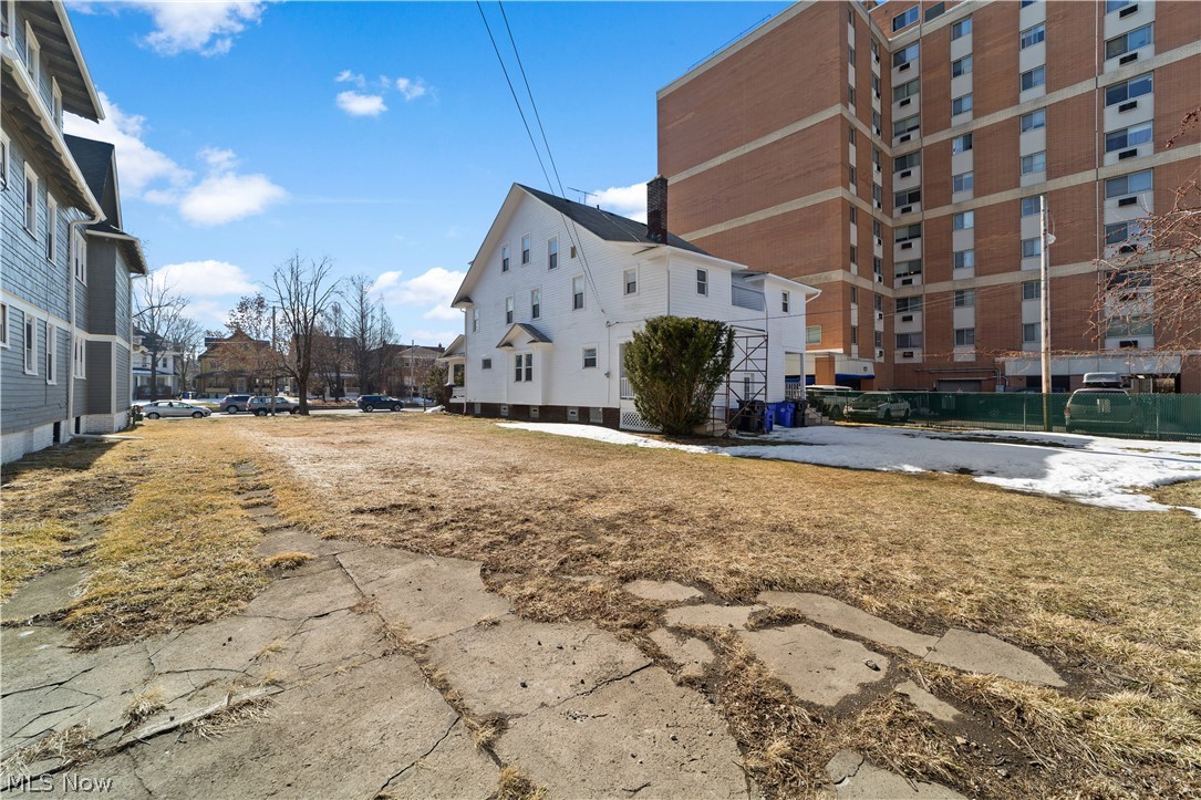 11418 Clifton Boulevard Cleveland OH 44102