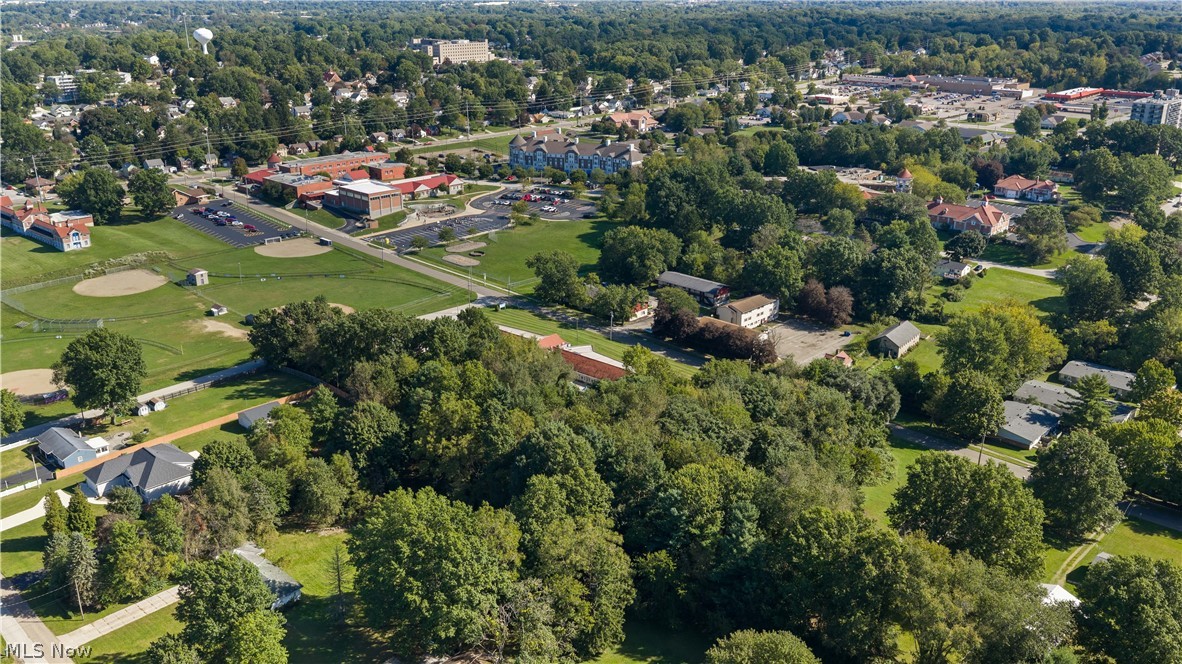 V/l Frank Avenue Barberton OH 44203