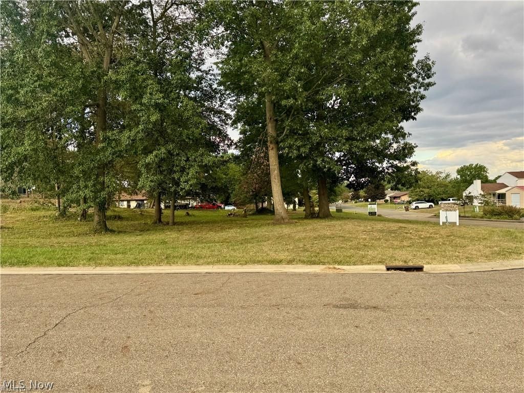 Canal Fulton OH, 537 E Lakewood Drive