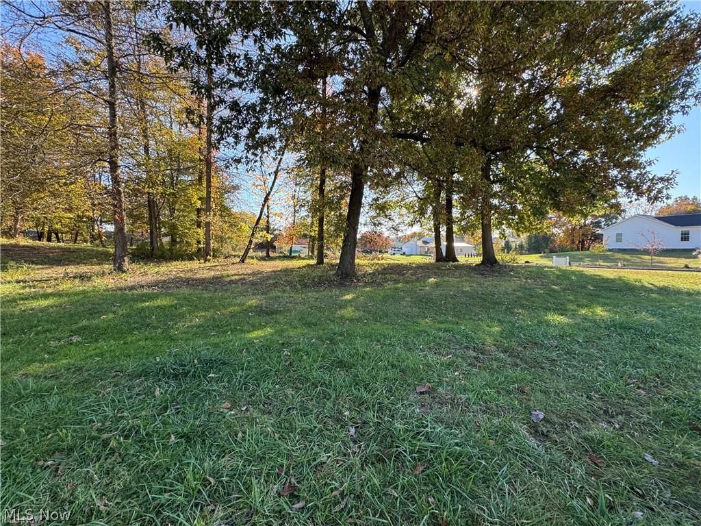 537 E Lakewood Drive Canal Fulton OH 44614