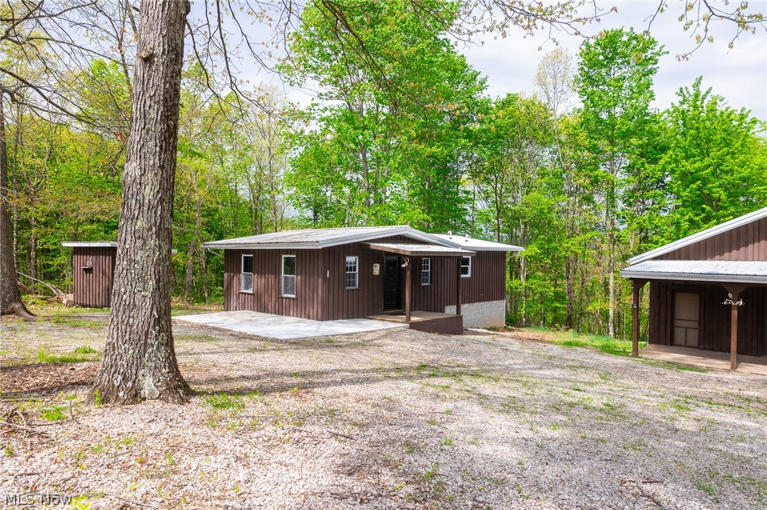 37795 Sheep Skin Ridge Lower Salem OH 45745