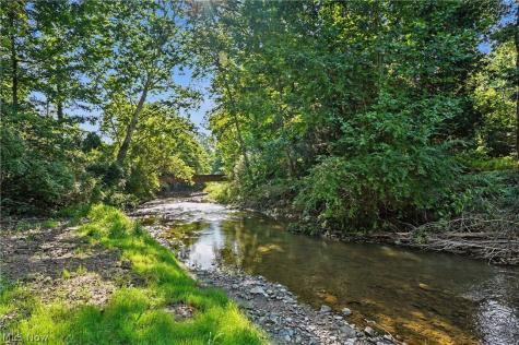 3166 Yellow Creek Road Akron OH 44333