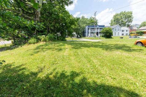 443 Spicer Street Akron OH 44311