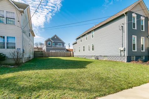 W 33rd Street Cleveland OH 44113