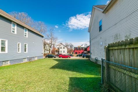 W 33rd Street Cleveland OH 44113