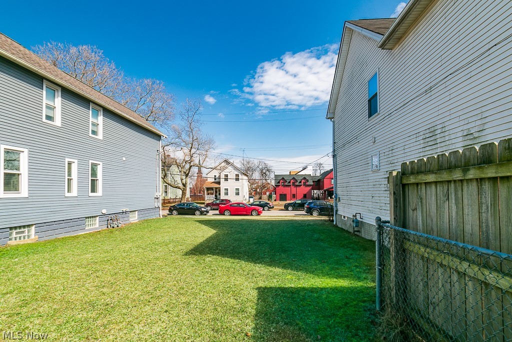 W 33rd Street Cleveland OH 44113