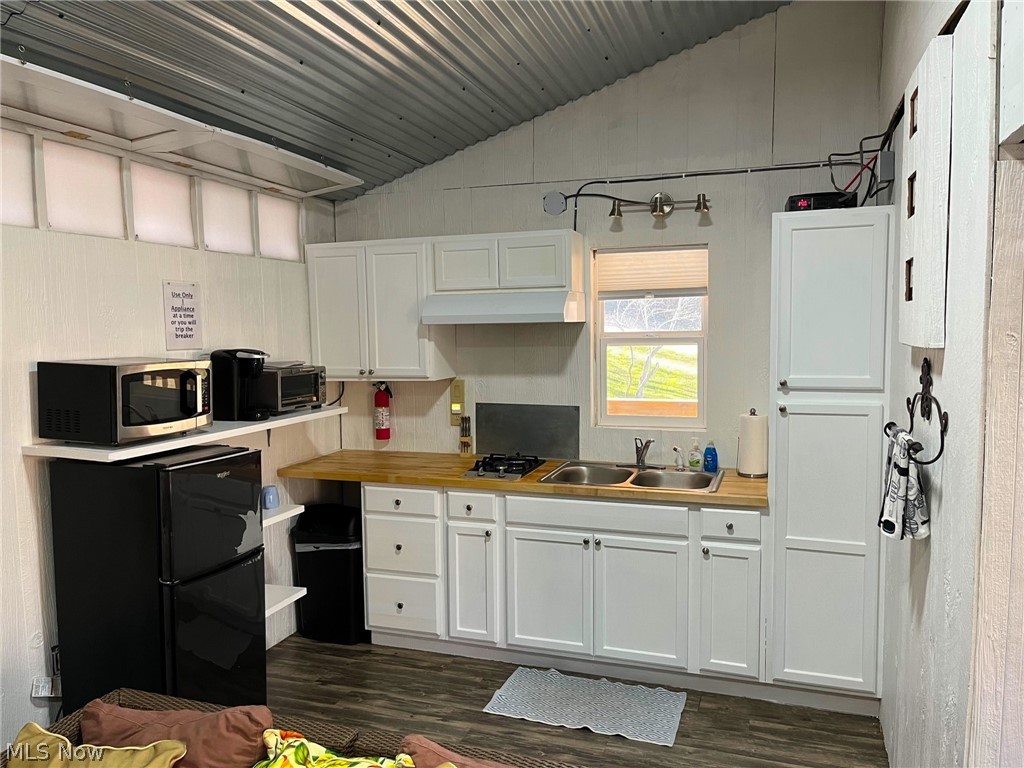 34668 Township Road 2063 Woodsfield OH 43793