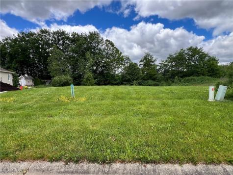 4703 Stevie Avenue SW Massillon OH 44646