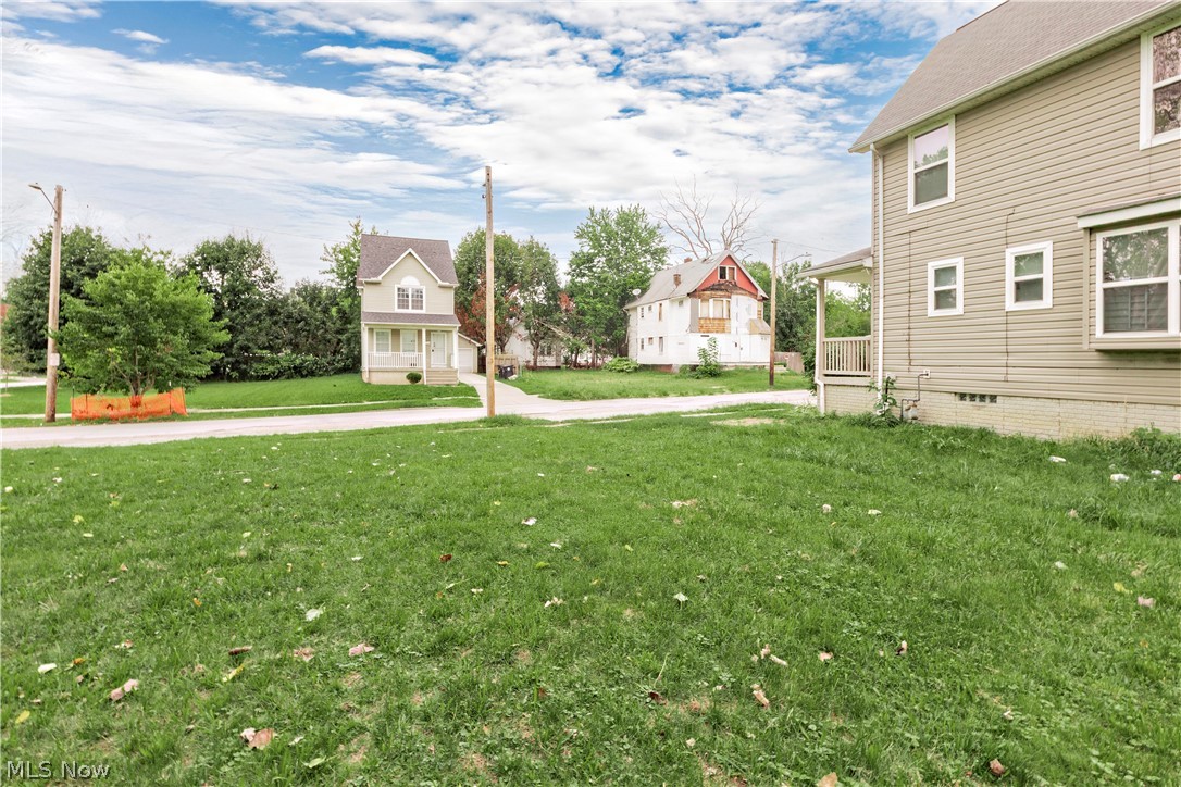 11112 Earle Avenue Cleveland OH 44108