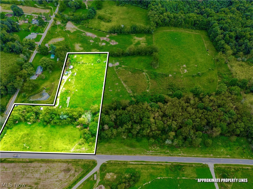6914 Westfall Street SE Waynesburg OH 44688