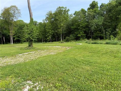 9322 Wadsworth Road Marshallville OH 44645