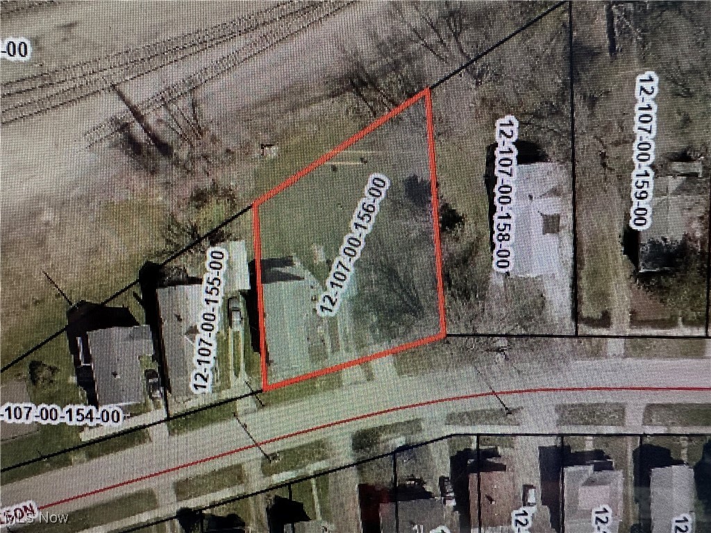 536 Madison Street Conneaut OH 44030