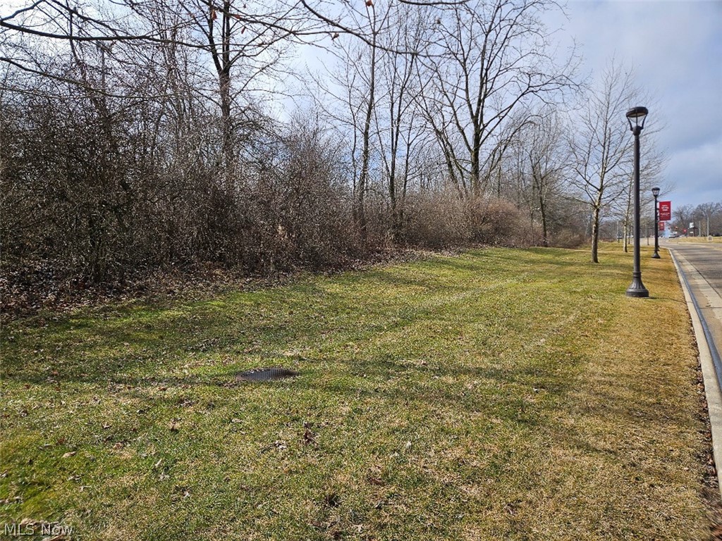 Ashley Circle Austintown OH 44515
