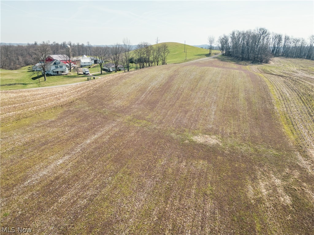 Pleasant Hill Drive Fresno OH 43824