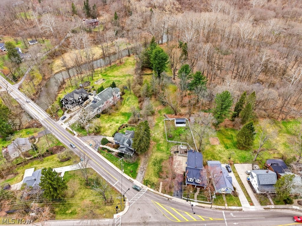 106 Solon Road Chagrin Falls OH 44022