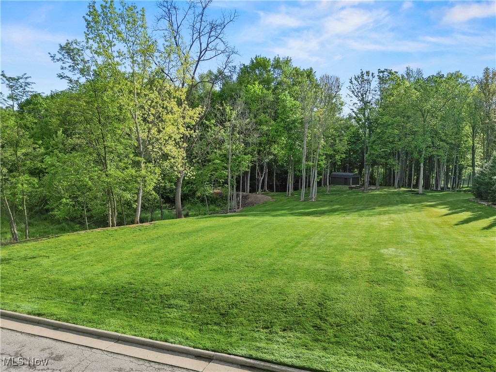5370 Clingan Trails Boulevard Struthers OH 44471