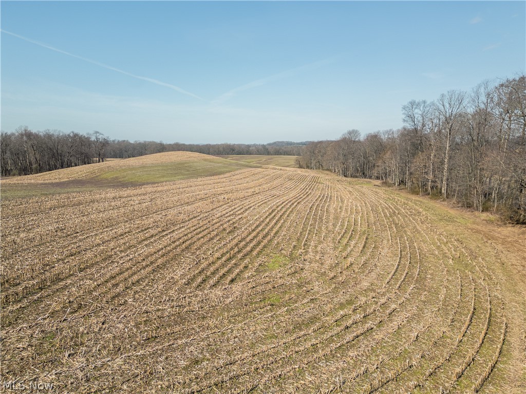 Pleasant Hill Drive Fresno OH 43824