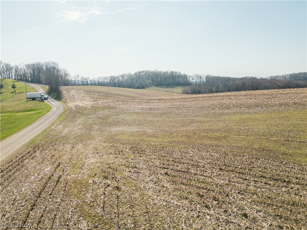 Pleasant Hill Drive Fresno OH 43824