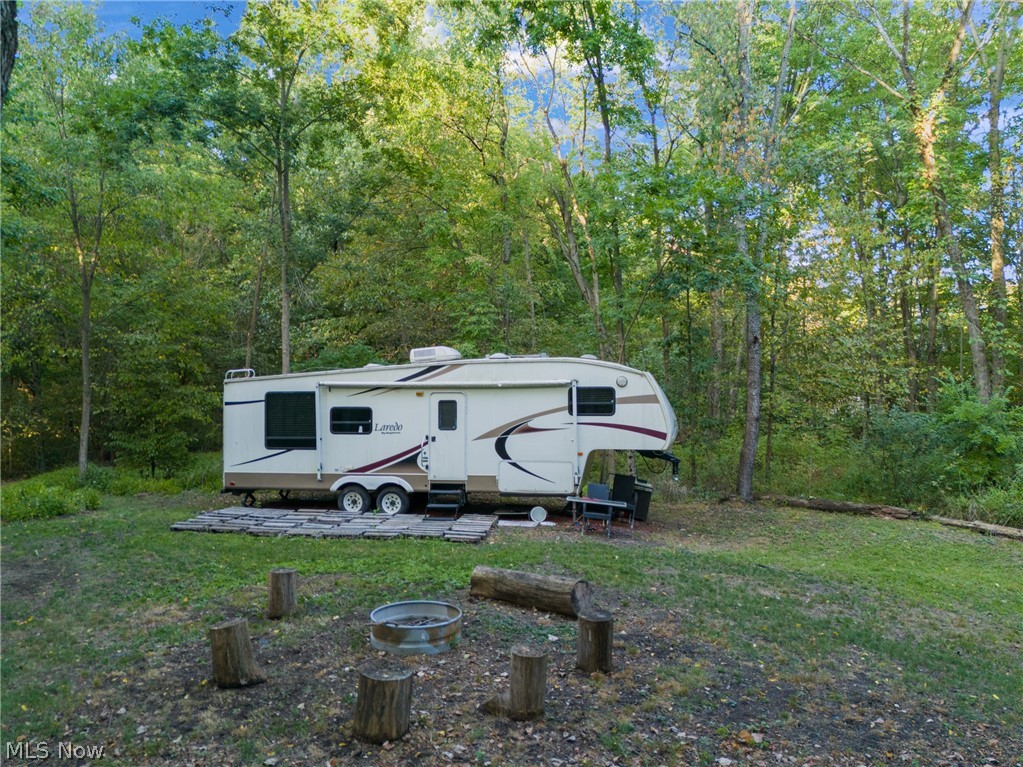 1135 N Mahoning Portage Co Line Road Lake Milton OH 44429