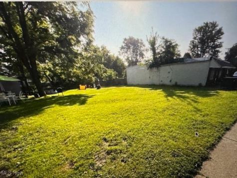 Lake Avenue Elyria OH 44035