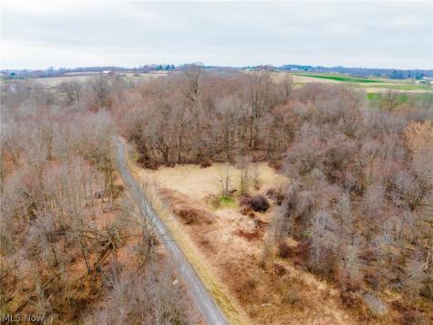 Pigeon Run Avenue SW Navarre OH 44662