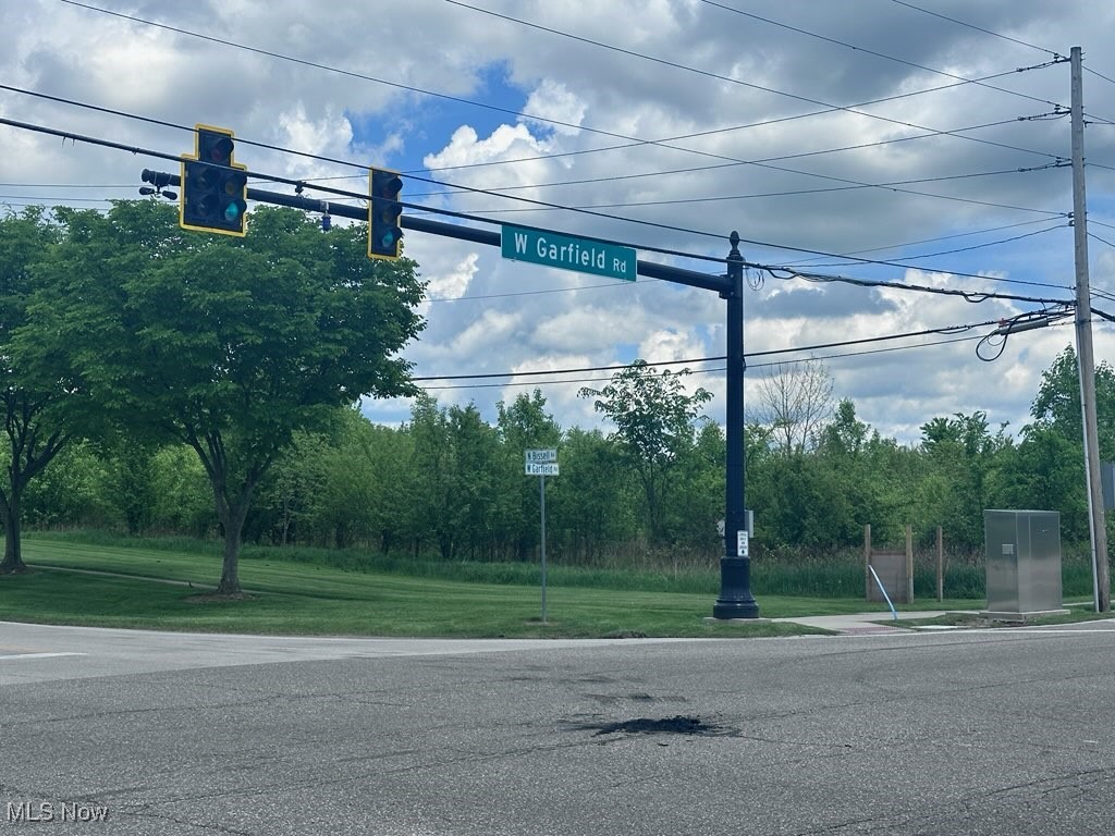 V/l 14 Ac State Route 82 Aurora OH 44202