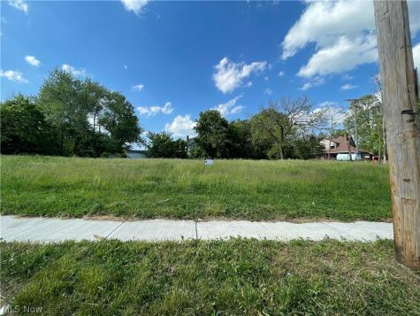 14801 Woodworth Road Cleveland OH 44112