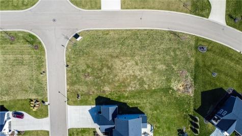 Ville Ridgecourt Street NW North Canton OH 44720