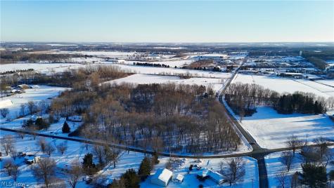 37 Buffham Road Seville OH 44273
