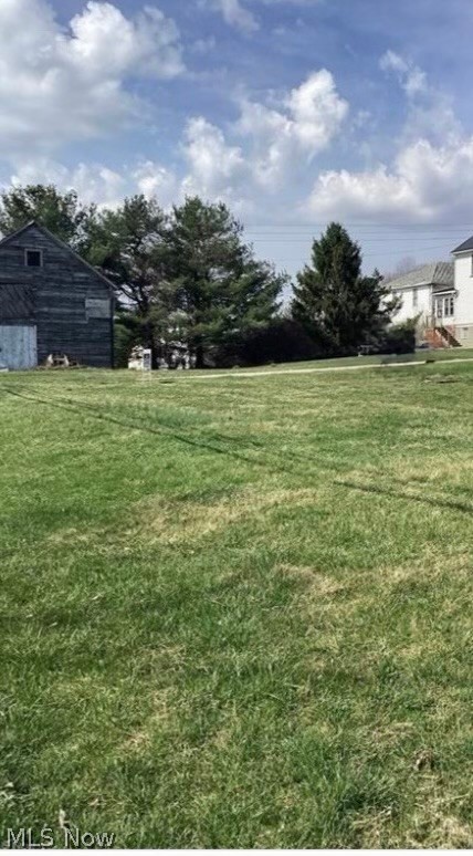 N Philadelphia Rear Freeport OH 43973