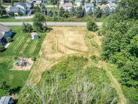 1808 Sandy Lake Road Ravenna OH 44266