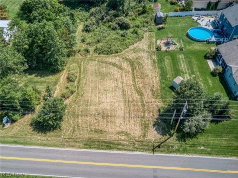 1808 Sandy Lake Road Ravenna OH 44266