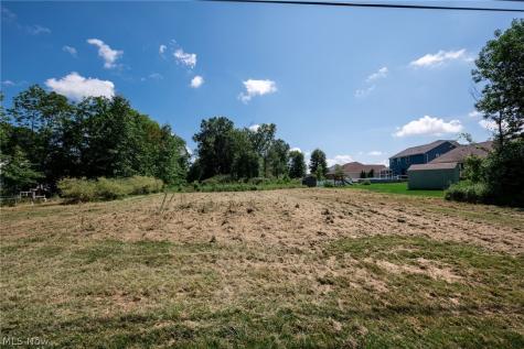 1808 Sandy Lake Road Ravenna OH 44266