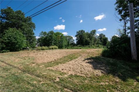 1808 Sandy Lake Road Ravenna OH 44266