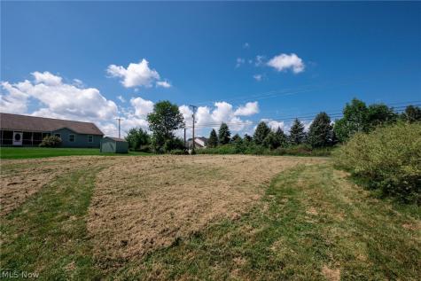 1808 Sandy Lake Road Ravenna OH 44266
