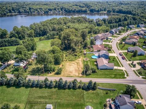 1808 Sandy Lake Road Ravenna OH 44266