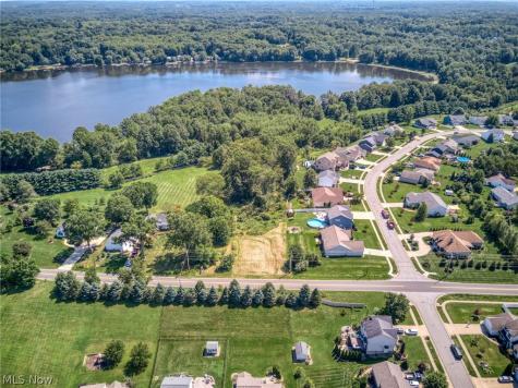 1808 Sandy Lake Road Ravenna OH 44266