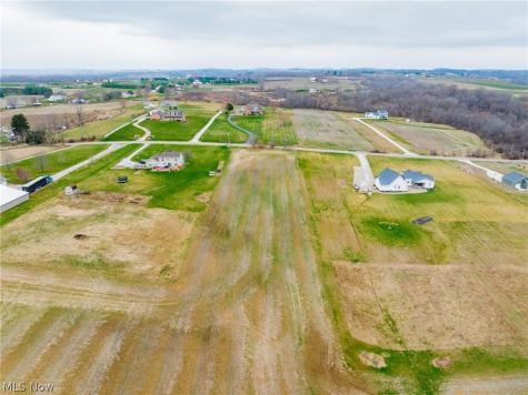Pigeon Run Avenue SW Navarre OH 44662