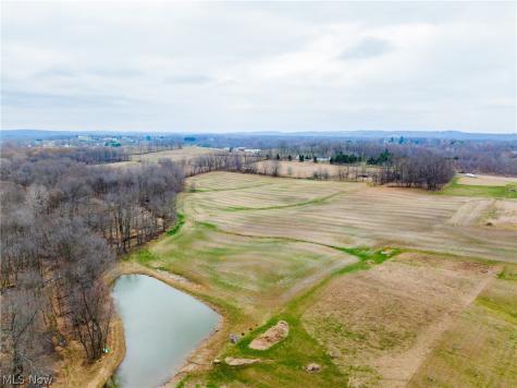 Pigeon Run Avenue SW Navarre OH 44662