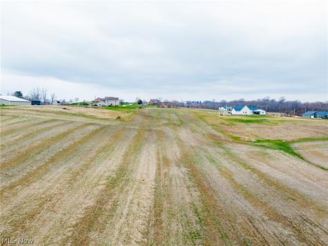 Pigeon Run Avenue SW Navarre OH 44662