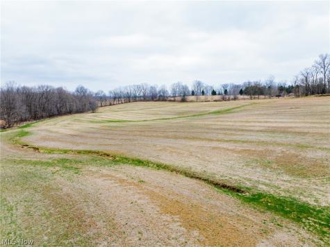 Pigeon Run Avenue SW Navarre OH 44662