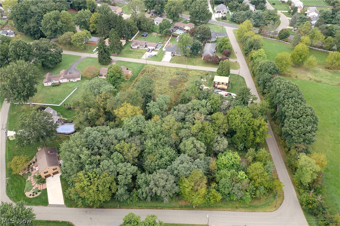 Carnegie Avenue NW Massillon OH 44646