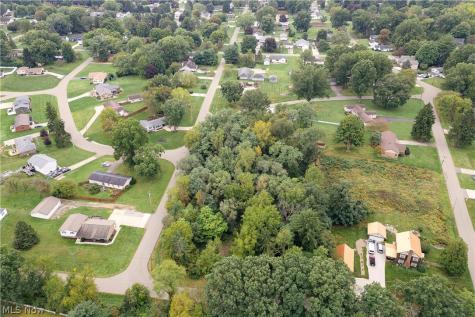 Carnegie Avenue NW Massillon OH 44646