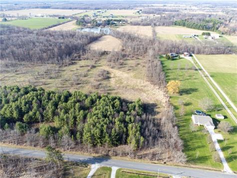9608 Norwalk Road Litchfield OH 44253