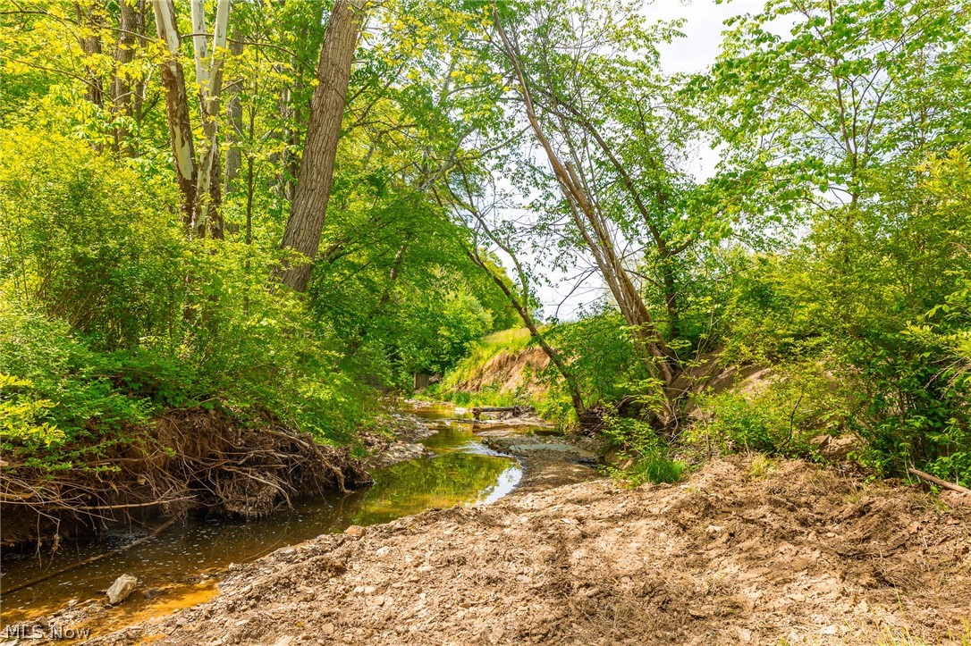 6100 Rockville Road Blue Rock OH 43720